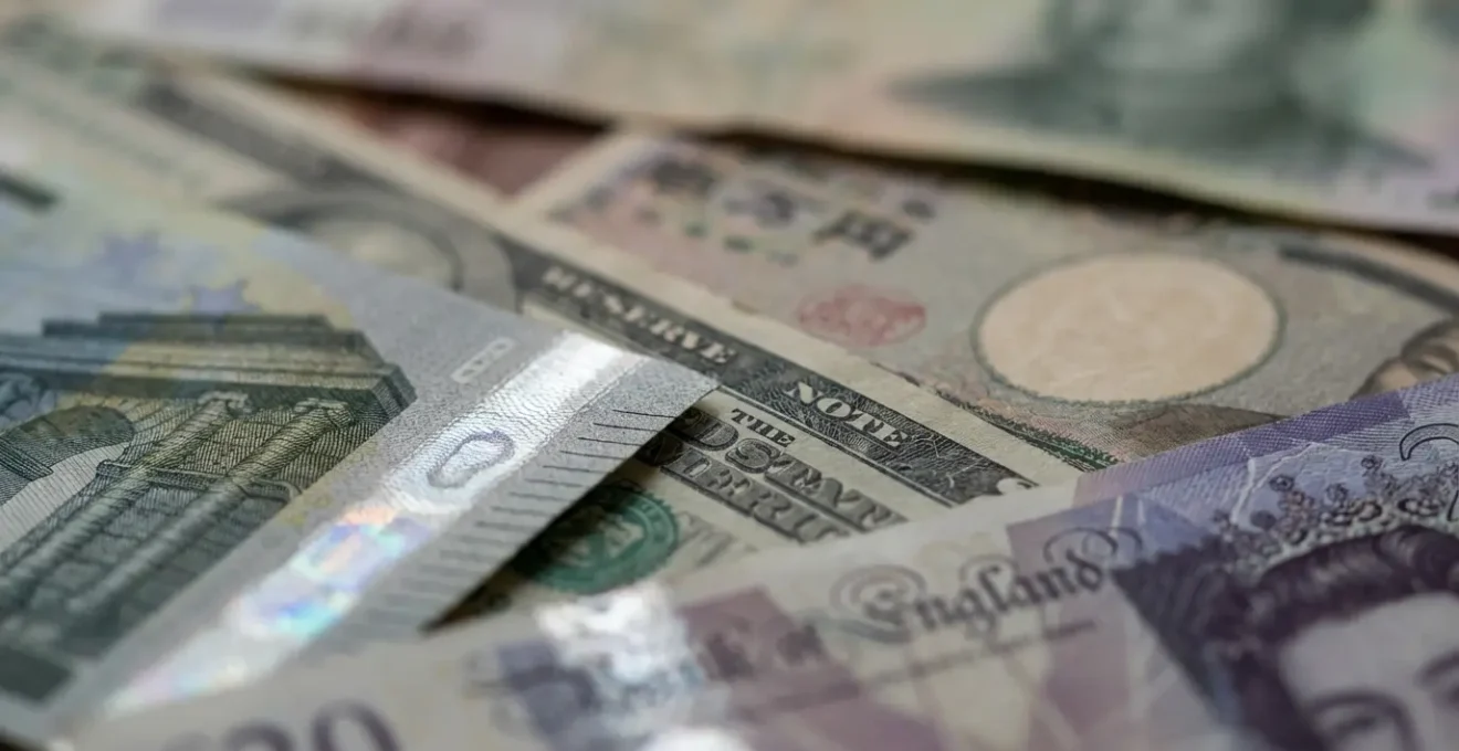 Multiple international currencies arranged to show inflation protection through diversification